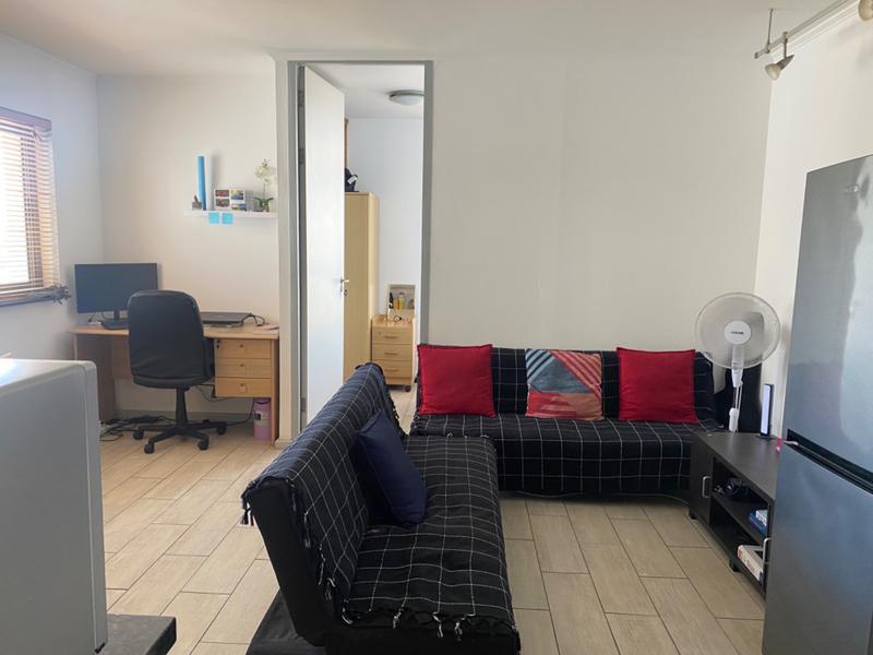 1 Bedroom Property for Sale in Claremont Western Cape